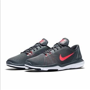 Nike Flex Supreme TR 5 Training Shoes